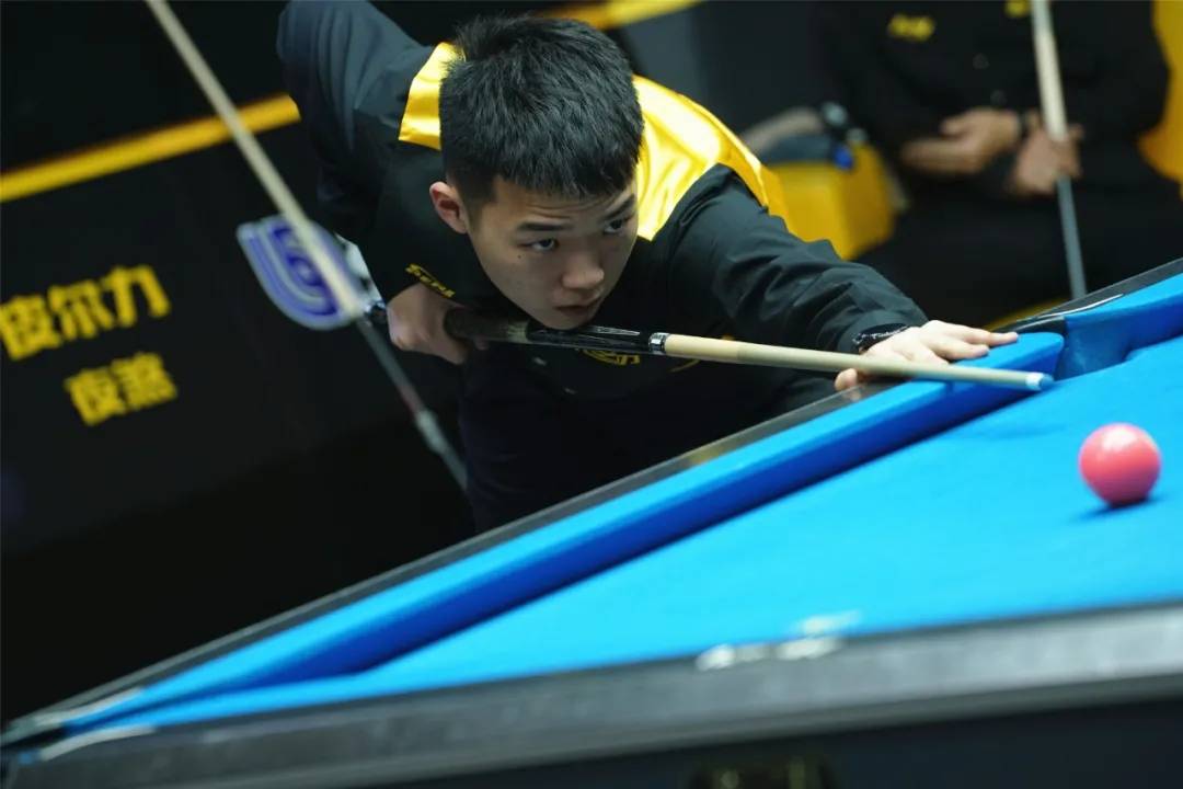 瑞典国家队力夺胜利,成功晋级八强 瑞典国家队力夺胜利,成功晋级八强