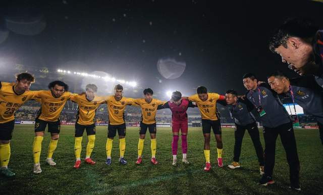 爱游戏官网-强力阵容！国际足球赛事吸引众多球迷的简单介绍