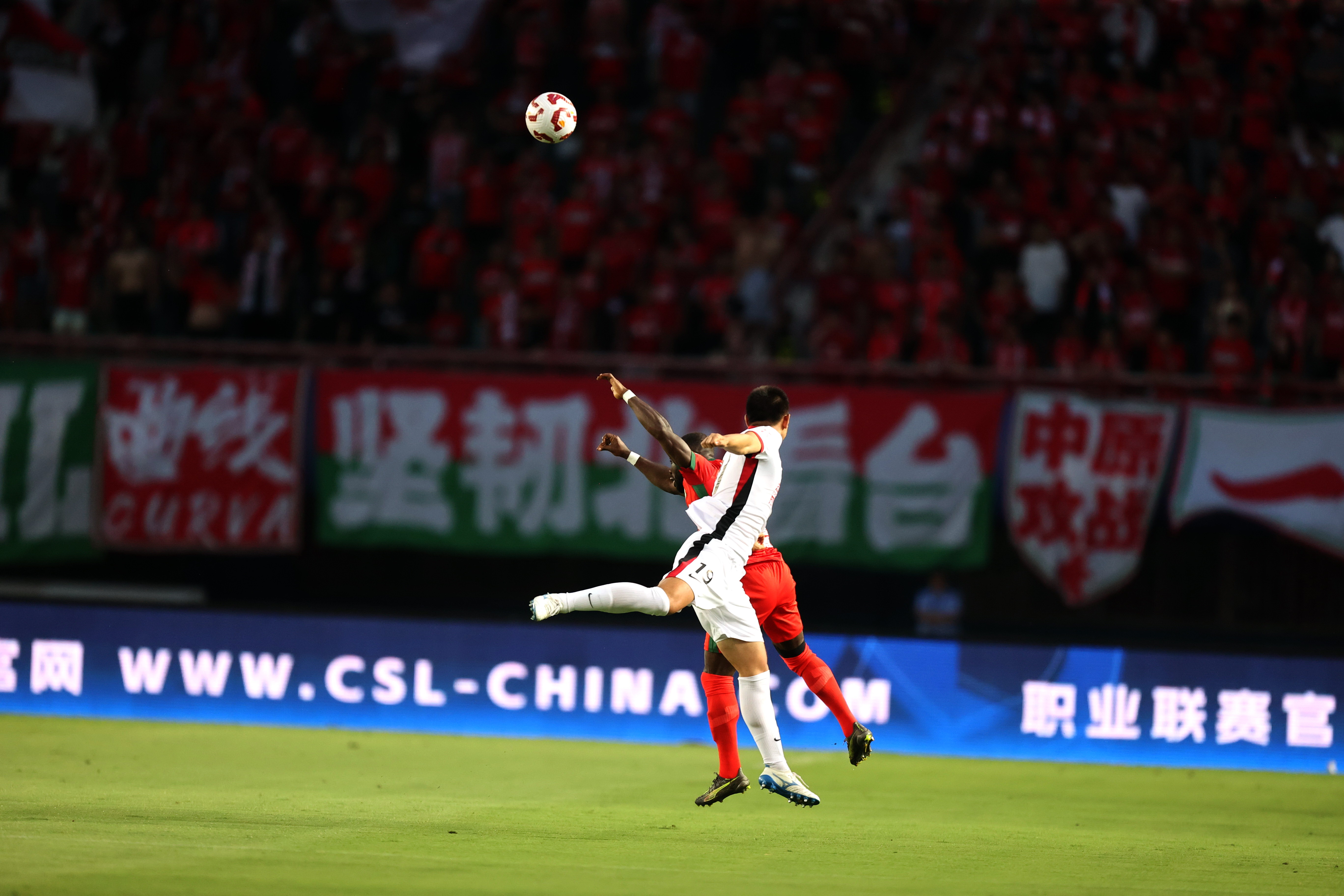 河南队惊险获胜,晋级联赛半决赛 河南队惊险获胜,晋级联赛半决赛