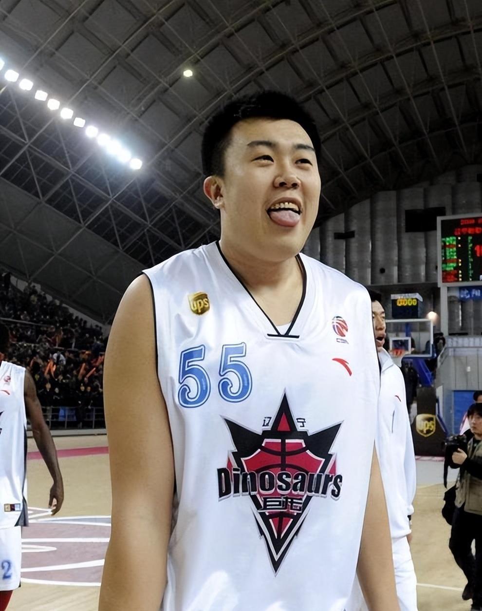 爱游戏app-广东队逆转战胜辽宁，王哲林绝杀神奇