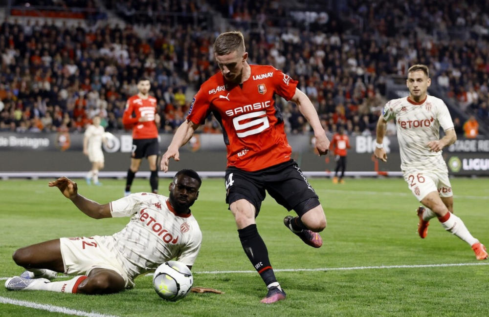 摩纳哥战胜对手，实现客场全取三分的简单介绍