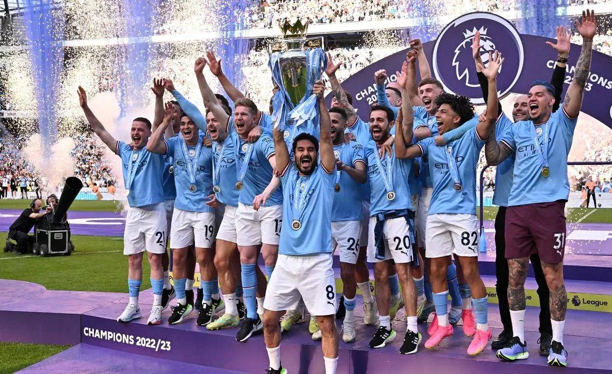 爱游戏入口-曼城球员实力出众夺得英超联赛冠军