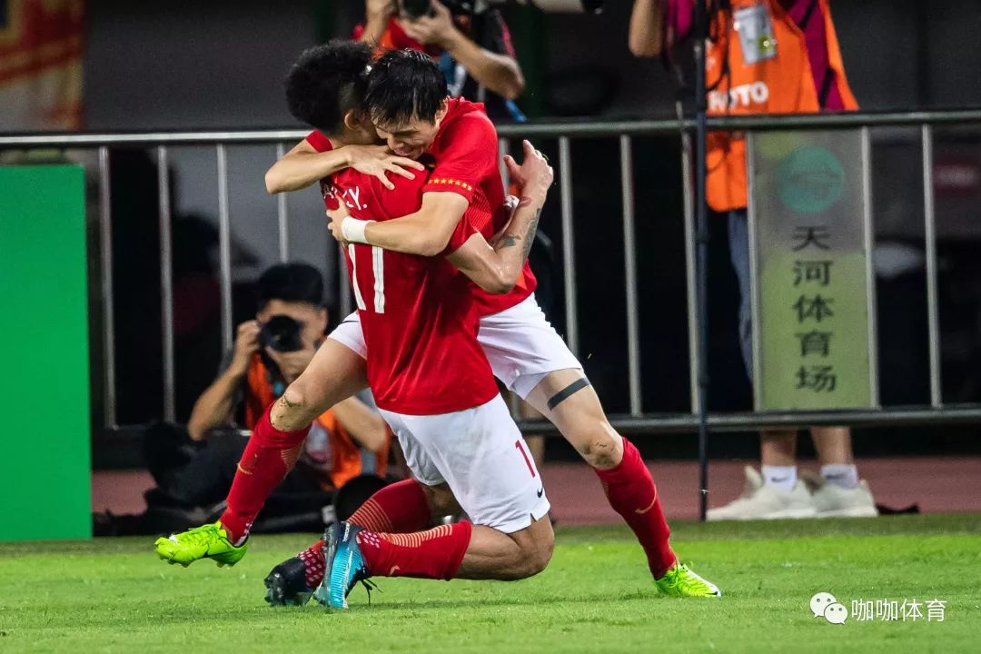 爱游戏官网-包含恒大主场对阵鲁能，重要三分不容失误的词条