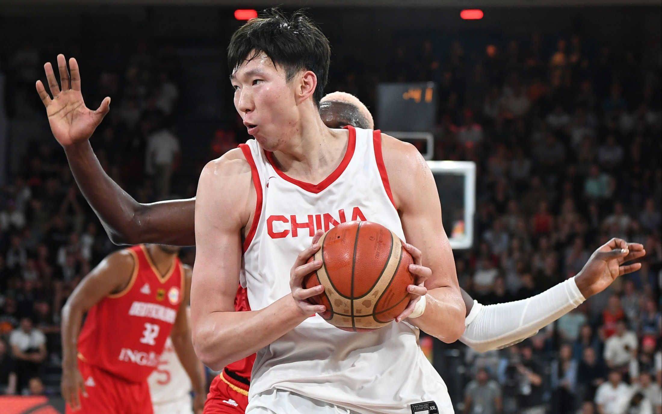 热血对决!国家男篮集训队对阵全明星队的简单介绍 热血对决!国家男篮集训队对阵全明星队的简单介绍