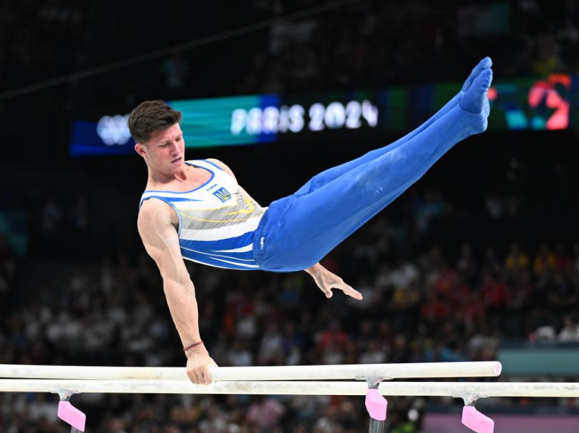 包含英国体操选手拼尽全力，实现男子单项全能冠军梦想的词条