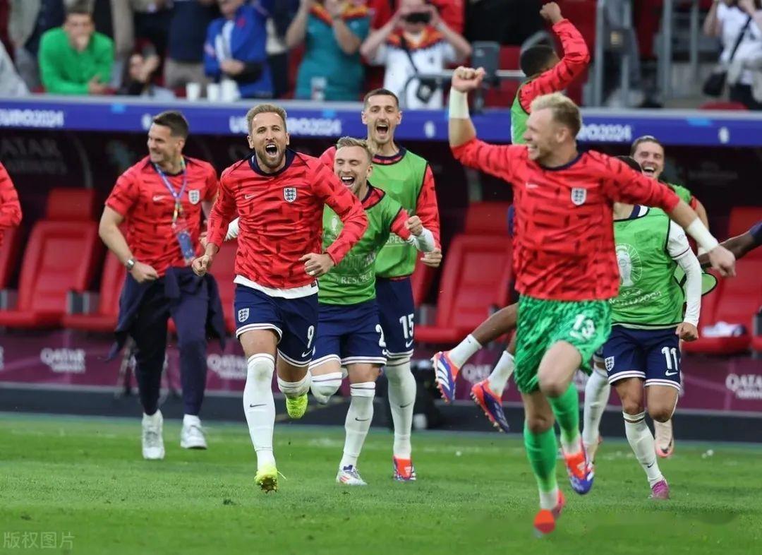 关于英格兰点球战惜败意大利,欧洲杯季军成定局的信息 关于英格兰点球战惜败意大利,欧洲杯季军成定局的信息