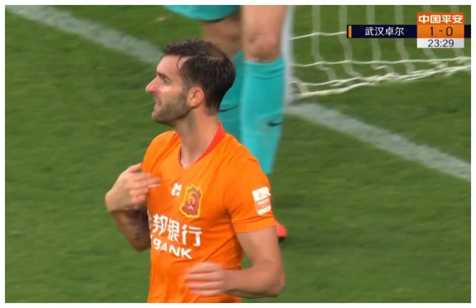 武汉卓尔惊险取胜，晋级下一轮比赛的简单介绍