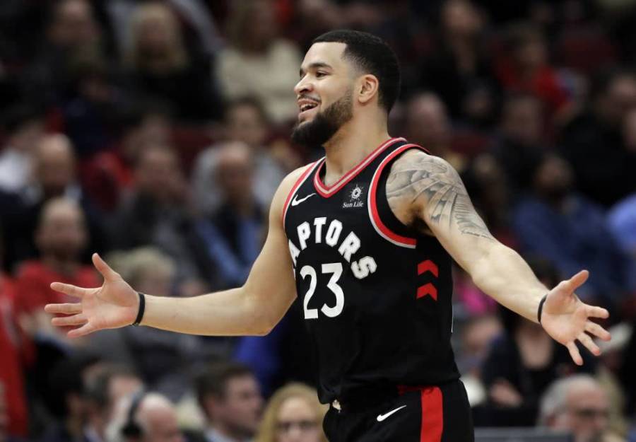 猛龙胜凯尔特人！范弗利特生日大爆发