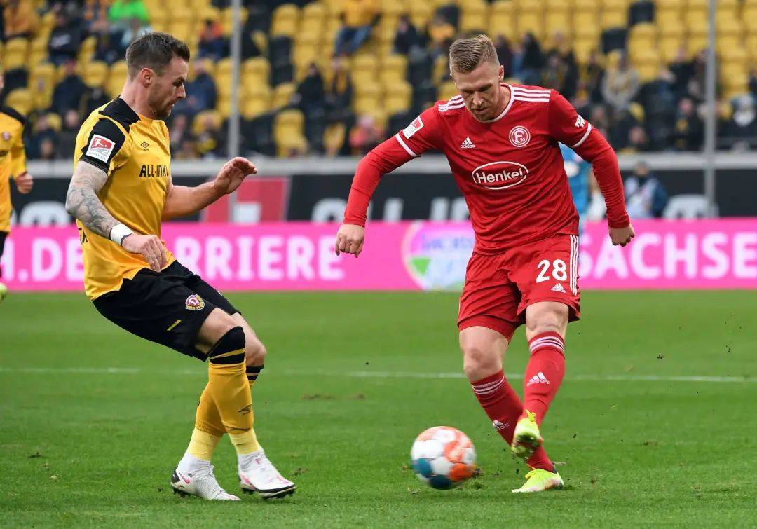 关于莱比锡红牛遭遇惨败，球队面临严峻挑战的信息