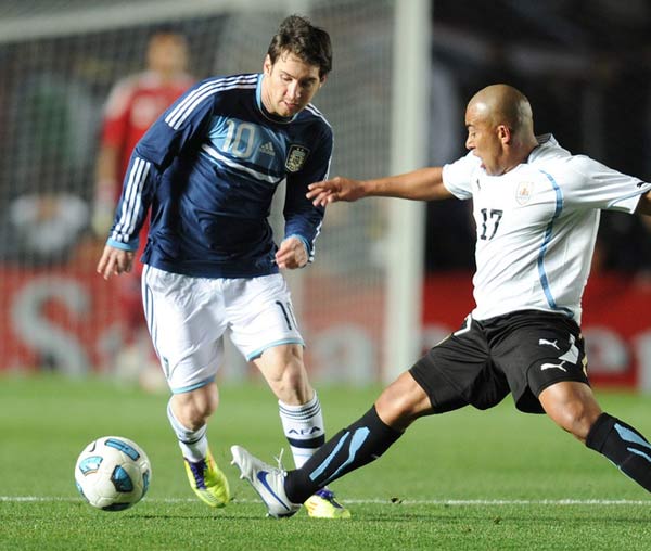 爱游戏官网网页版入口-包含梅西单骑闯关，巴萨门将出击成功扼杀对方机会的词条