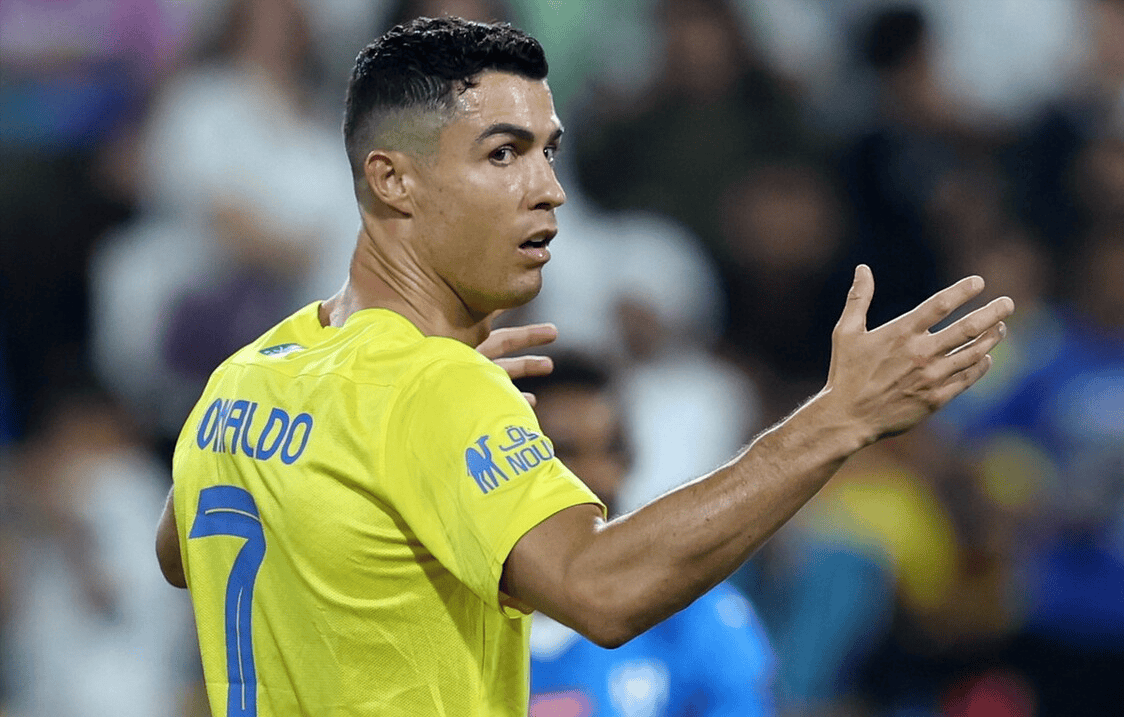 格勒东主场豪取胜利反超领头羊的简单介绍 格勒东主场豪取胜利反超领头羊的简单介绍