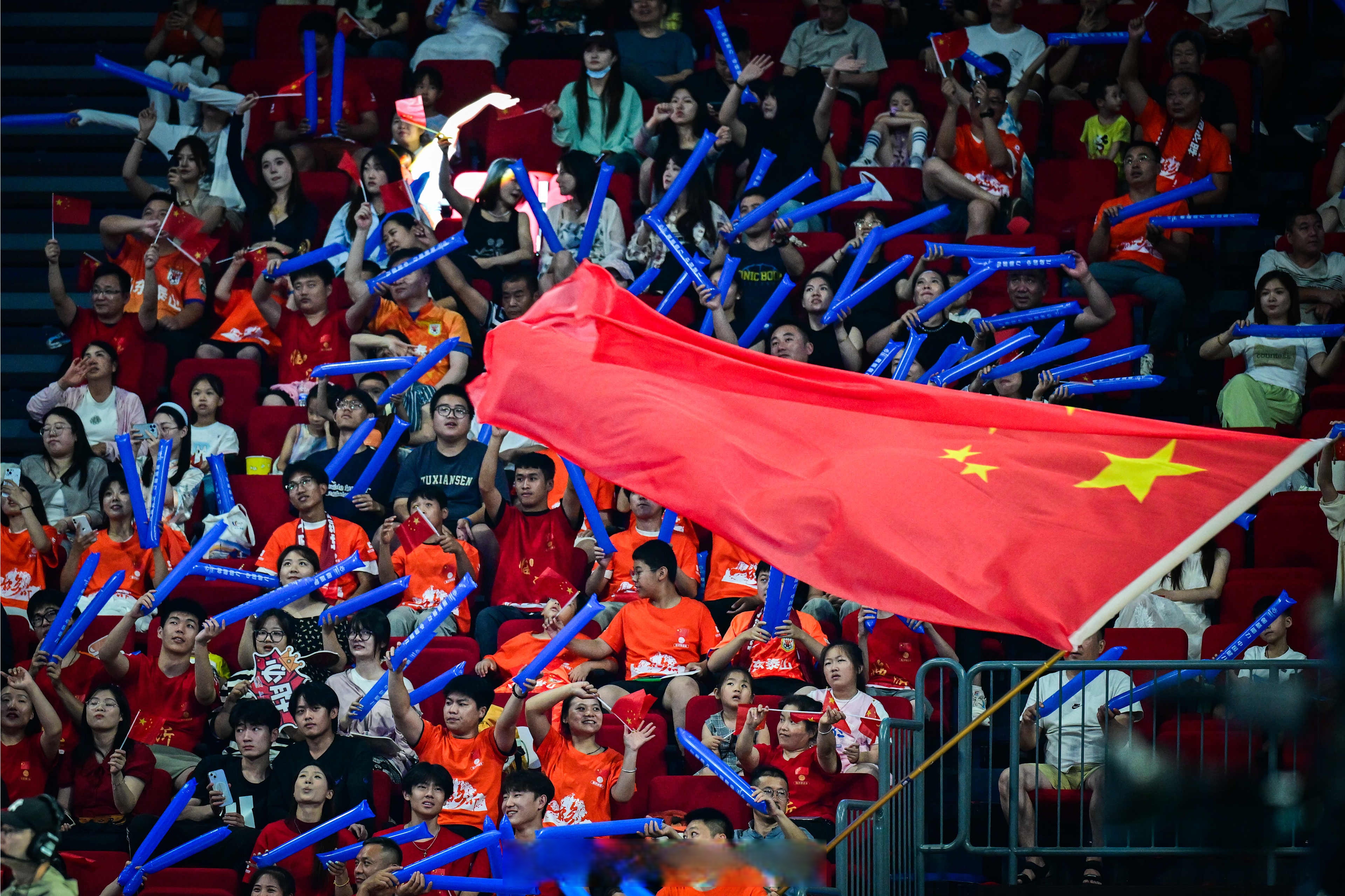 爱游戏登录入口-热火朝天！国际足球联赛决赛将拉开帷幕的简单介绍